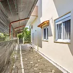 Pensjonat Haroulena Kawala