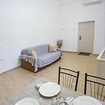 Πανσιόν Haroulena Καβάλα