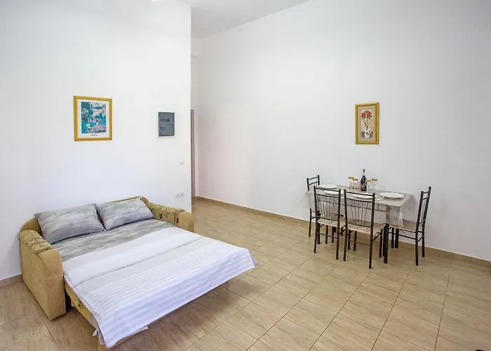 Πανσιόν Haroulena Καβάλα