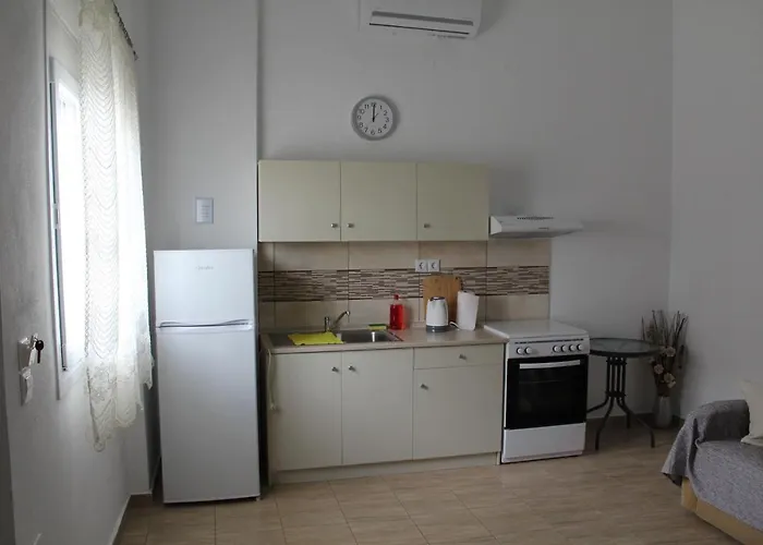 Haroulena Πανσιόν 4*